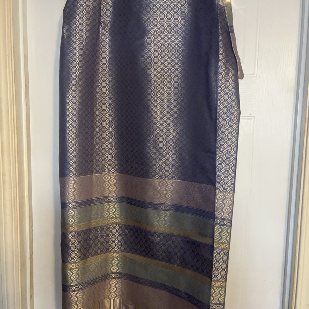 Elegant Blue and Gold Patterned Skirt